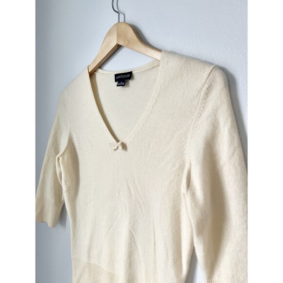 Vintage Ann Taylor Coquette Y2K Cream Cashmere Sweater Top Bow Quiet Luxury Sz S - Picture 4 of 10